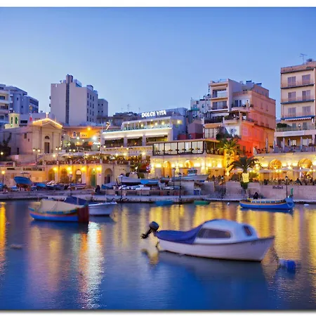 Comfy 1 Bedroom In The Heart Of Apartamento