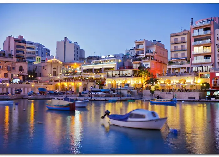 Comfy 1 Bedroom In The Heart Of アパート