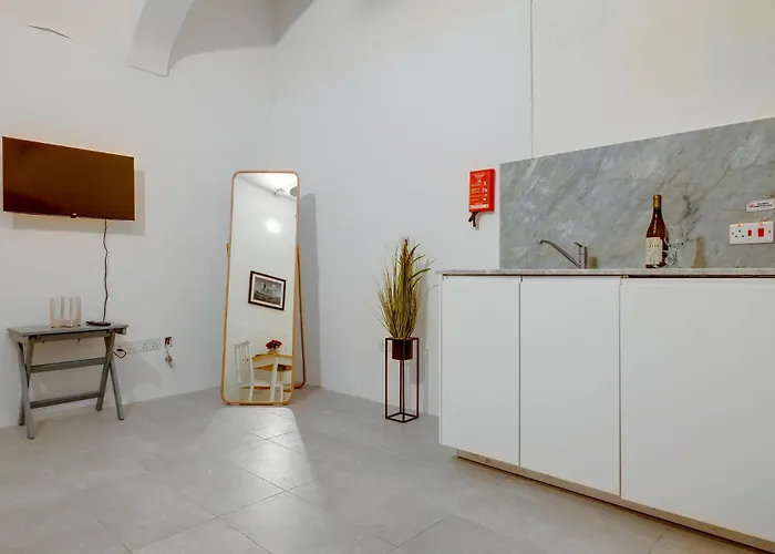 Comfy 1 Bedroom In The Heart Of *