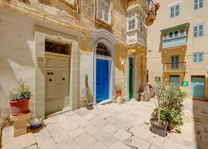 Comfy 1 Bedroom In The Heart Of